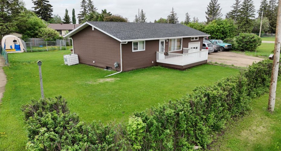 111 4 Avenue, Maidstone, Saskatchewan S0M1M0, 4 Bedrooms Bedrooms, ,2 BathroomsBathrooms,Residential,For Sale,4,A2282230