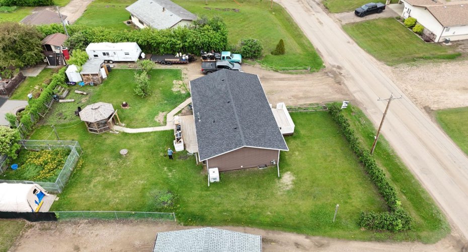 111 4 Avenue, Maidstone, Saskatchewan S0M1M0, 4 Bedrooms Bedrooms, ,2 BathroomsBathrooms,Residential,For Sale,4,A2282230