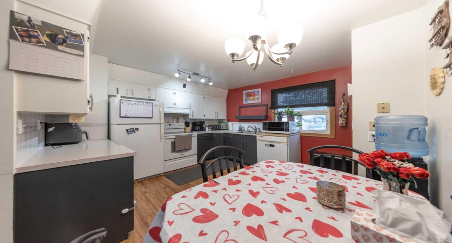 111 4 Avenue, Maidstone, Saskatchewan S0M1M0, 4 Bedrooms Bedrooms, ,2 BathroomsBathrooms,Residential,For Sale,4,A2282230