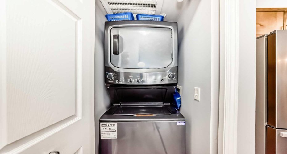 5200 44 Avenue, Calgary, Alberta T1Y 7L4, 2 Bedrooms Bedrooms, ,2 BathroomsBathrooms,Residential,For Sale,44,A2282351