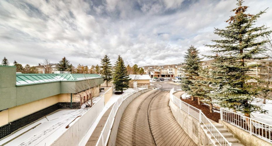 5200 44 Avenue, Calgary, Alberta T1Y 7L4, 2 Bedrooms Bedrooms, ,2 BathroomsBathrooms,Residential,For Sale,44,A2282351