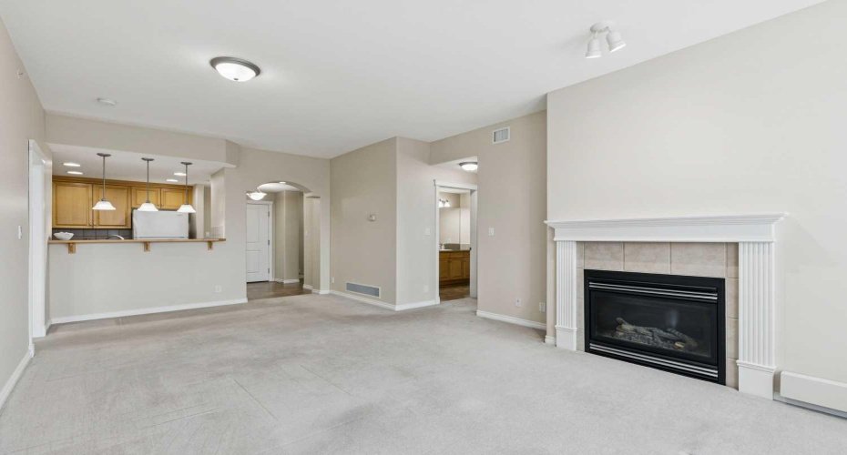 1726 14 Avenue, Calgary, Alberta T2N 4Y8, 2 Bedrooms Bedrooms, ,2 BathroomsBathrooms,Residential,For Sale,14,A2282485