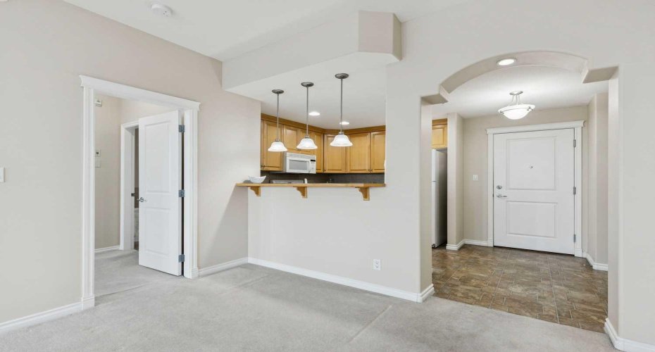 1726 14 Avenue, Calgary, Alberta T2N 4Y8, 2 Bedrooms Bedrooms, ,2 BathroomsBathrooms,Residential,For Sale,14,A2282485