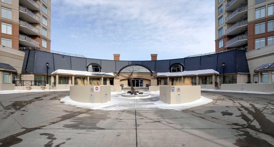 1726 14 Avenue, Calgary, Alberta T2N 4Y8, 2 Bedrooms Bedrooms, ,2 BathroomsBathrooms,Residential,For Sale,14,A2282485