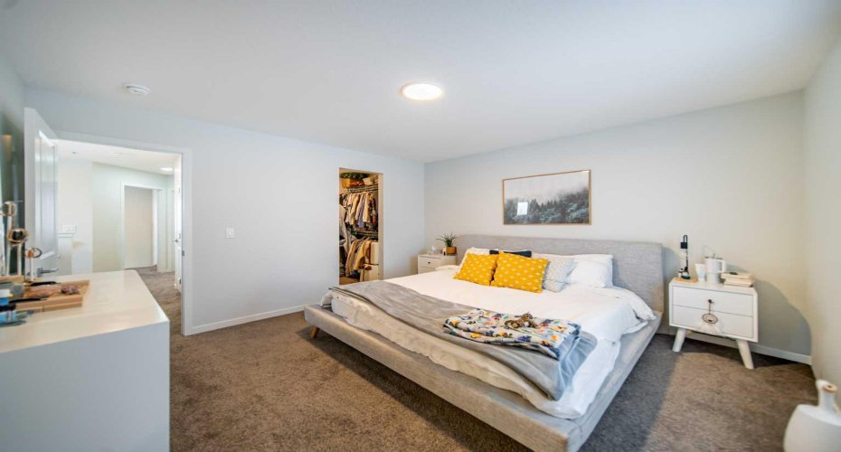 27 Iris Crescent, Okotoks, Alberta T1S 5V5, 4 Bedrooms Bedrooms, ,4 BathroomsBathrooms,Residential,For Sale,Iris,A2282495