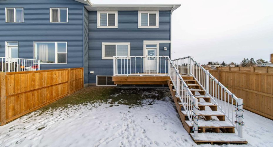 27 Iris Crescent, Okotoks, Alberta T1S 5V5, 4 Bedrooms Bedrooms, ,4 BathroomsBathrooms,Residential,For Sale,Iris,A2282495