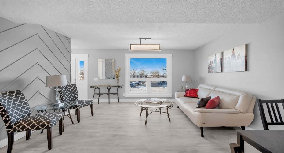 6440 4 Street, Calgary, Alberta T4A0B5, 3 Bedrooms Bedrooms, ,2 BathroomsBathrooms,Residential,For Sale,4,A2282514