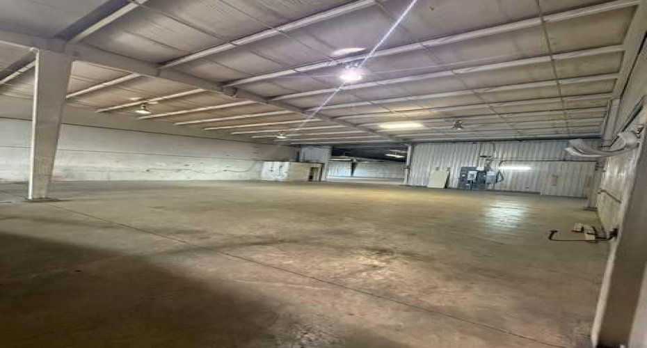 8319 Chiles Industrial Avenue, Red Deer, Alberta T4P 2V5, ,Commercial,For Lease,Chiles Industrial,A2282521