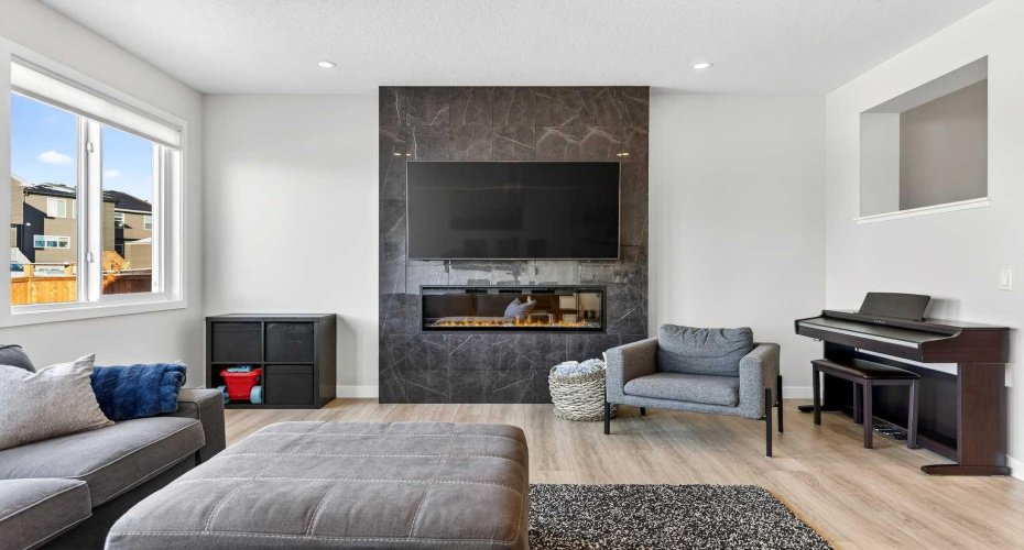 57 Legacy Reach View, Calgary, Alberta T2X 4T9, 3 Bedrooms Bedrooms, ,3 BathroomsBathrooms,Residential,For Sale,Legacy Reach,A2282547