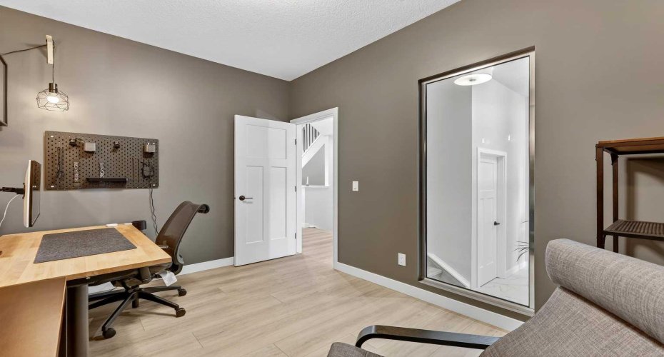 57 Legacy Reach View, Calgary, Alberta T2X 4T9, 3 Bedrooms Bedrooms, ,3 BathroomsBathrooms,Residential,For Sale,Legacy Reach,A2282547