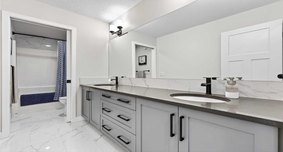 57 Legacy Reach View, Calgary, Alberta T2X 4T9, 3 Bedrooms Bedrooms, ,3 BathroomsBathrooms,Residential,For Sale,Legacy Reach,A2282547