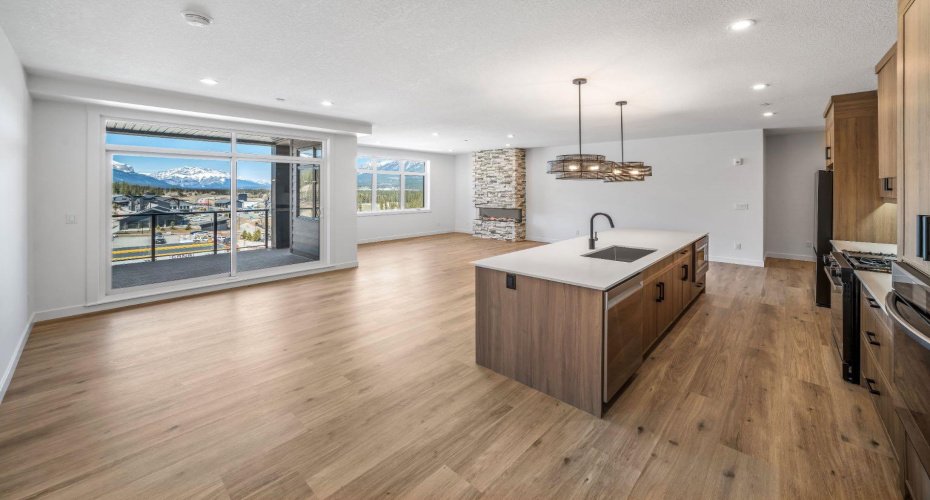 10 Cascade Ridge, Canmore, Alberta T1W 0K6, 2 Bedrooms Bedrooms, ,2 BathroomsBathrooms,Residential,For Sale,Cascade,A2282550