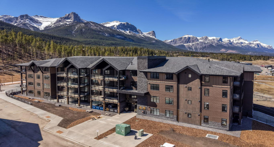 10 Cascade Ridge, Canmore, Alberta T1W 0K6, 2 Bedrooms Bedrooms, ,2 BathroomsBathrooms,Residential,For Sale,Cascade,A2282550