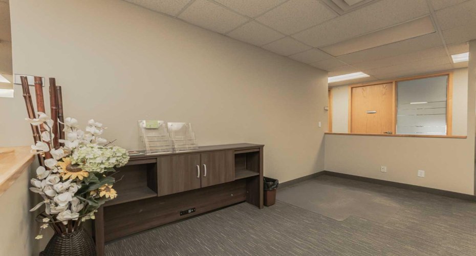 10104 97 Avenue, Grande Prairie, Alberta T8V 7X6, ,Commercial,For Lease,97,A2282608
