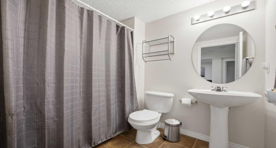 6 Rocky Vista Terrace, Calgary, Alberta T3G 5G5, 4 Bedrooms Bedrooms, ,4 BathroomsBathrooms,Residential,For Sale,Rocky Vista,A2282695