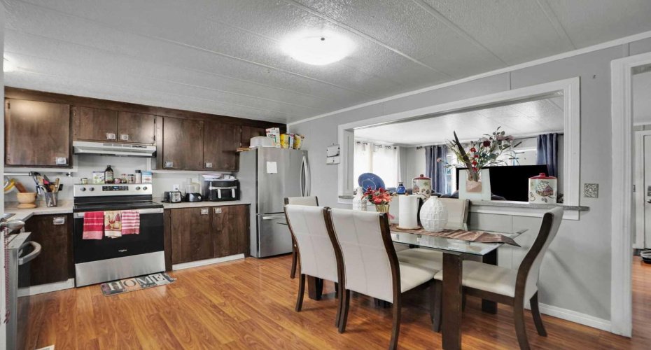 6220 17 Avenue, Calgary, Alberta T2A 0W6, 3 Bedrooms Bedrooms, ,1 BathroomBathrooms,Mobile,For Sale,17,A2282704