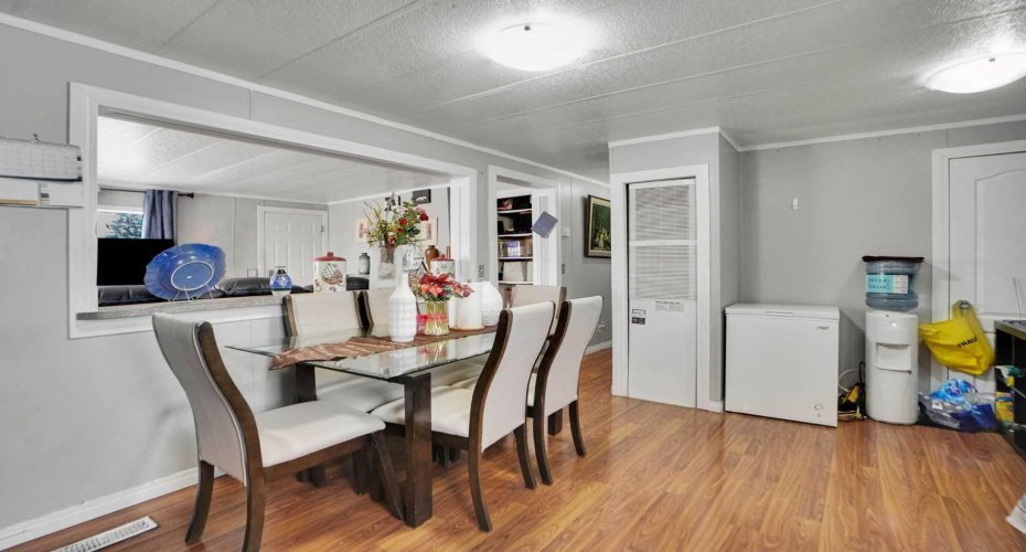 6220 17 Avenue, Calgary, Alberta T2A 0W6, 3 Bedrooms Bedrooms, ,1 BathroomBathrooms,Mobile,For Sale,17,A2282704