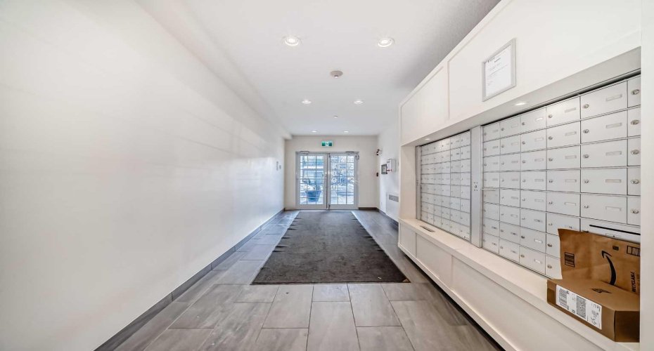 215 Legacy Boulevard, Calgary, Alberta T2X3Z7, 2 Bedrooms Bedrooms, ,2 BathroomsBathrooms,Residential,For Sale,Legacy,A2277586