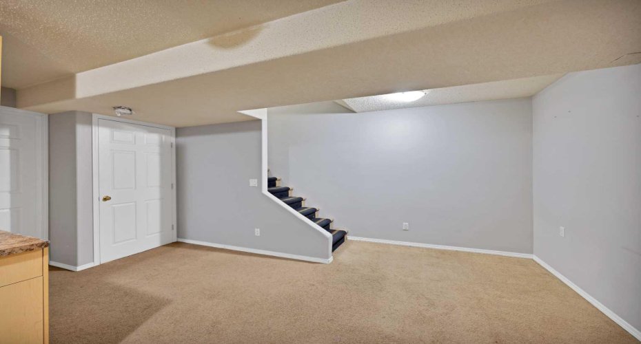 107 Taravista Street, Calgary, Alberta T3J 4S3, 4 Bedrooms Bedrooms, ,3 BathroomsBathrooms,Residential,For Sale,Taravista,A2279008