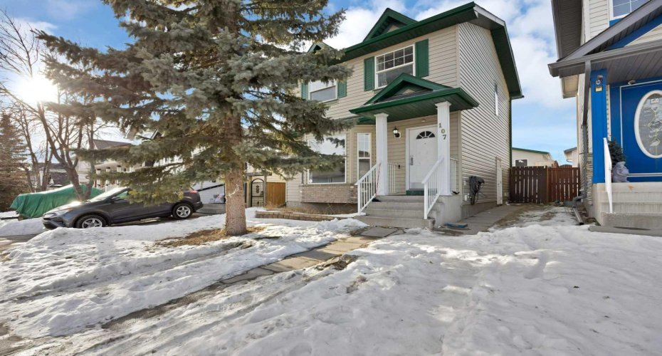 107 Taravista Street, Calgary, Alberta T3J 4S3, 4 Bedrooms Bedrooms, ,3 BathroomsBathrooms,Residential,For Sale,Taravista,A2279008