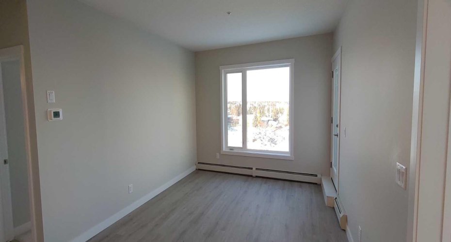 660 Shawnee Square, Calgary, Alberta T2Y 0X6, 2 Bedrooms Bedrooms, ,2 BathroomsBathrooms,Residential,For Sale,Shawnee,A2279294