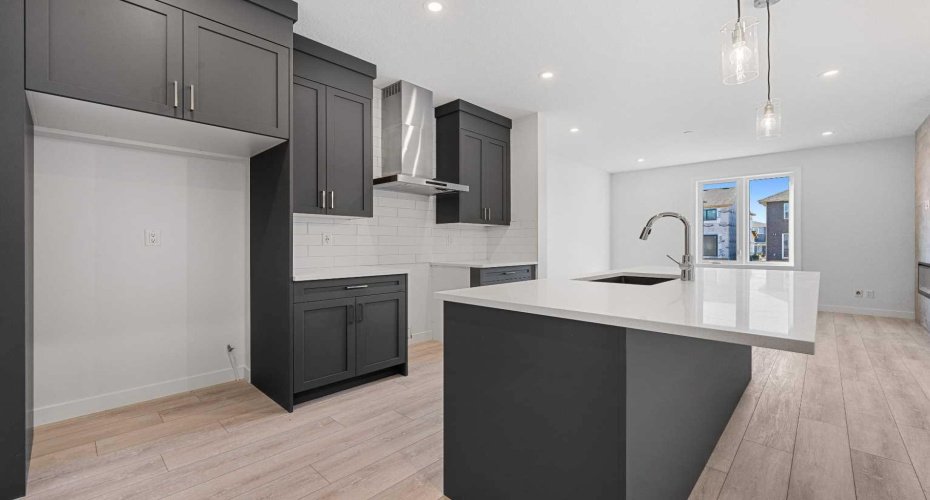 477 Hotchkiss Drive, Calgary, Alberta T3S 0N5, 3 Bedrooms Bedrooms, ,3 BathroomsBathrooms,Residential,For Sale,Hotchkiss,A2279358