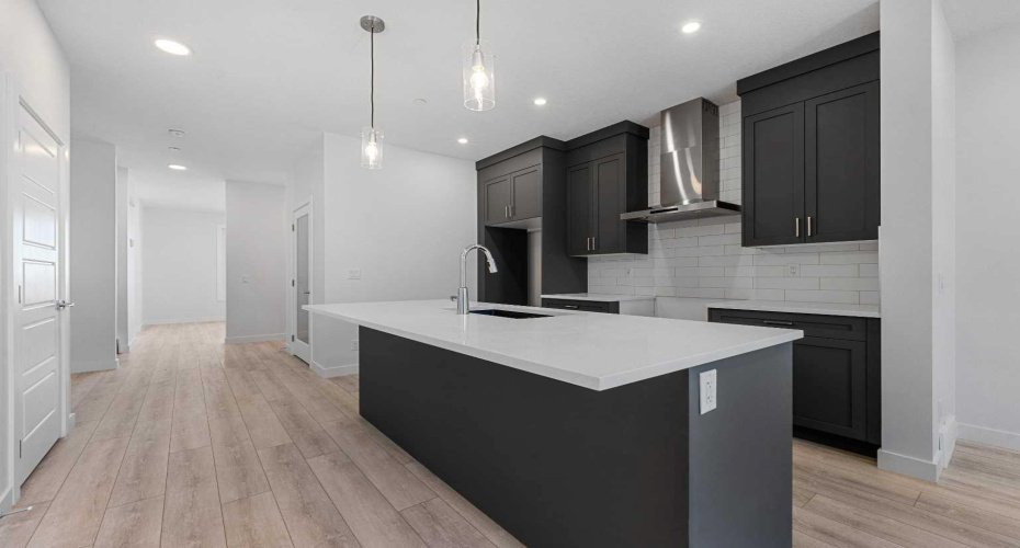 477 Hotchkiss Drive, Calgary, Alberta T3S 0N5, 3 Bedrooms Bedrooms, ,3 BathroomsBathrooms,Residential,For Sale,Hotchkiss,A2279358