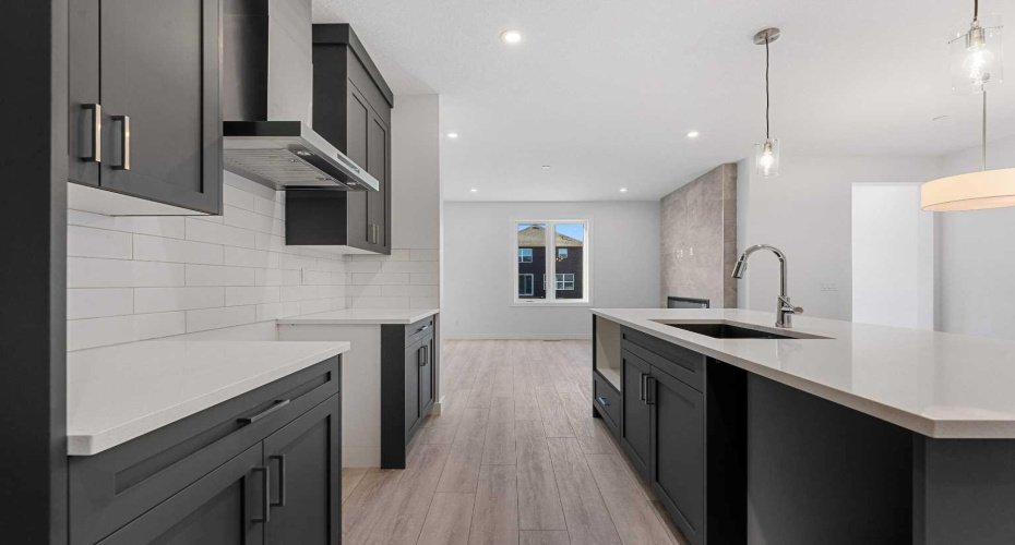 477 Hotchkiss Drive, Calgary, Alberta T3S 0N5, 3 Bedrooms Bedrooms, ,3 BathroomsBathrooms,Residential,For Sale,Hotchkiss,A2279358