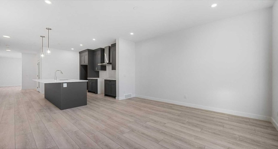 477 Hotchkiss Drive, Calgary, Alberta T3S 0N5, 3 Bedrooms Bedrooms, ,3 BathroomsBathrooms,Residential,For Sale,Hotchkiss,A2279358