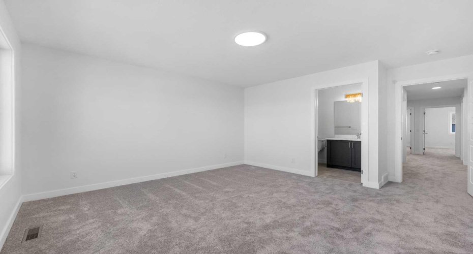 477 Hotchkiss Drive, Calgary, Alberta T3S 0N5, 3 Bedrooms Bedrooms, ,3 BathroomsBathrooms,Residential,For Sale,Hotchkiss,A2279358