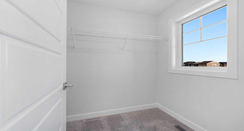 477 Hotchkiss Drive, Calgary, Alberta T3S 0N5, 3 Bedrooms Bedrooms, ,3 BathroomsBathrooms,Residential,For Sale,Hotchkiss,A2279358