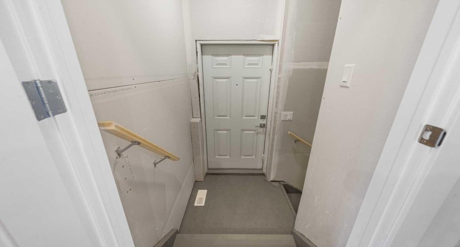 477 Hotchkiss Drive, Calgary, Alberta T3S 0N5, 3 Bedrooms Bedrooms, ,3 BathroomsBathrooms,Residential,For Sale,Hotchkiss,A2279358