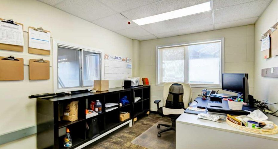 107, 108 Jay Street, Banff, Alberta T1L 1J7, ,Commercial,For Sale,Jay,A2279803
