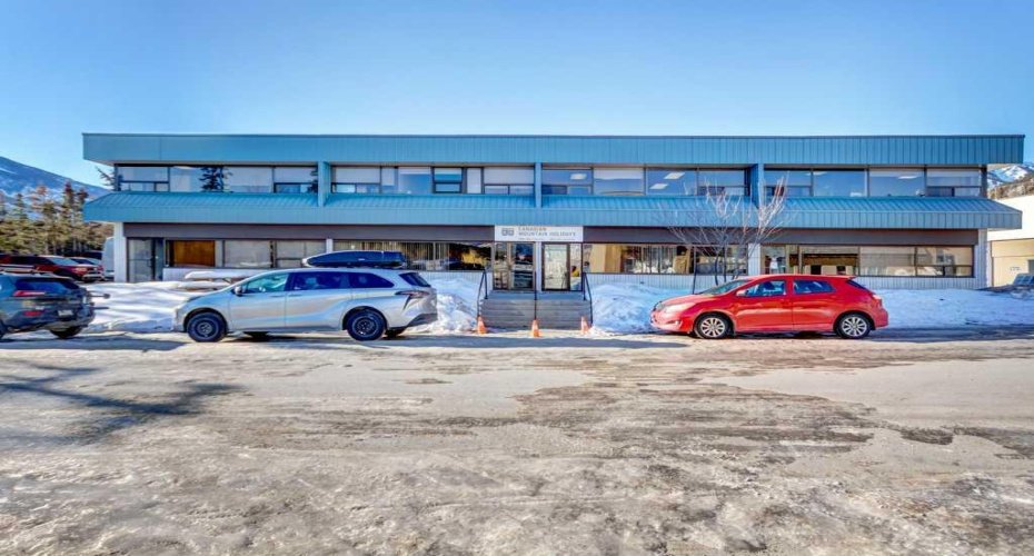 107, 108 Jay Street, Banff, Alberta T1L 1J7, ,Commercial,For Sale,Jay,A2279803