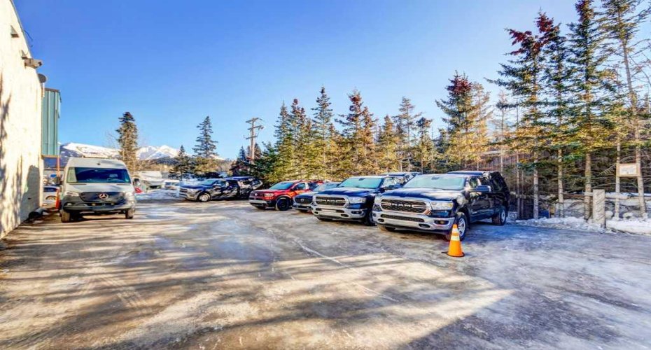 107, 108 Jay Street, Banff, Alberta T1L 1J7, ,Commercial,For Sale,Jay,A2279803