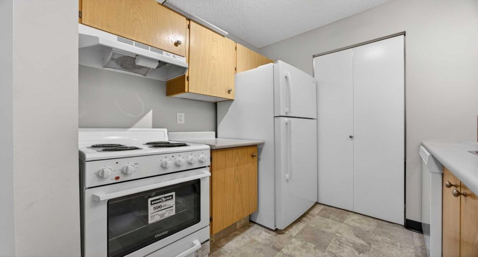 7301 4A Street, Calgary, Alberta T2V 4V8, 1 Bedroom Bedrooms, ,1 BathroomBathrooms,Residential,For Sale,4A,A2279807