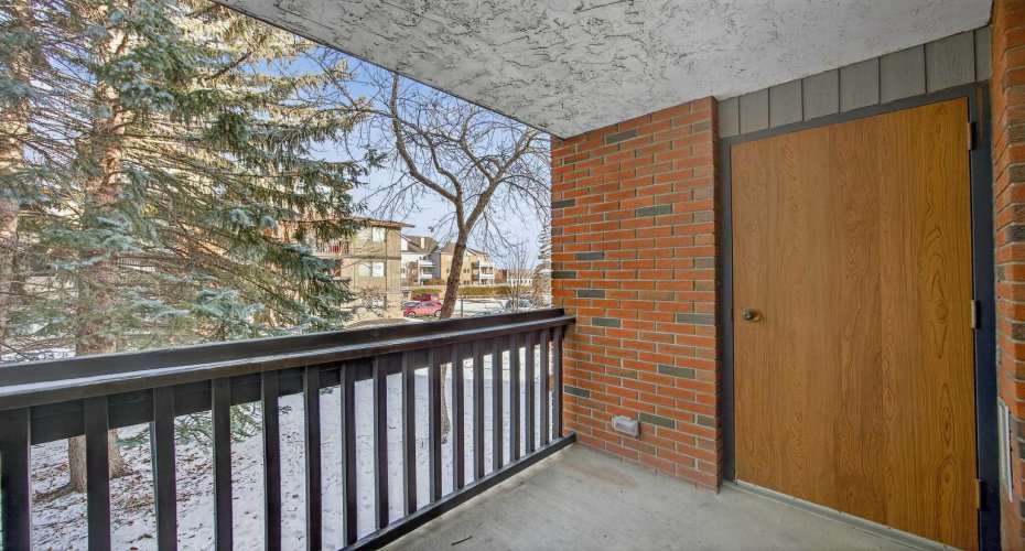 7301 4A Street, Calgary, Alberta T2V 4V8, 1 Bedroom Bedrooms, ,1 BathroomBathrooms,Residential,For Sale,4A,A2279807