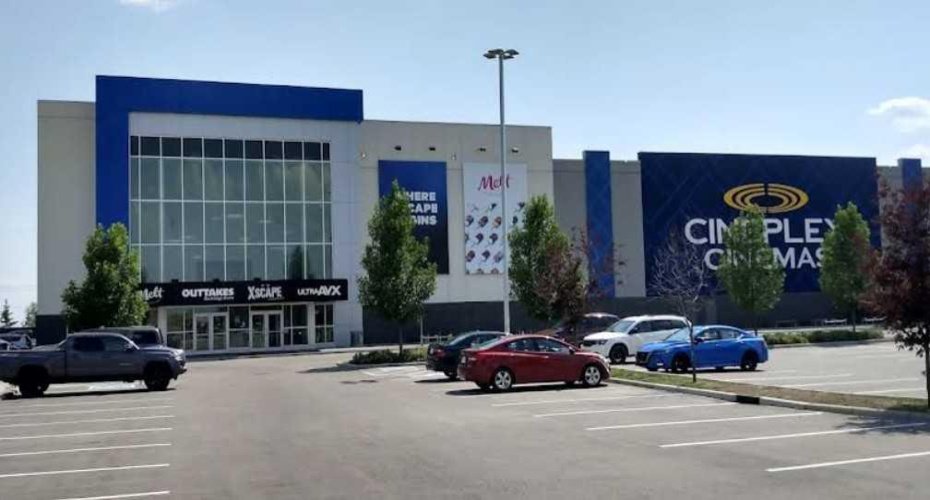 Within walking distance to parks, shopping, dining, and entertainment at East Hills Plaza