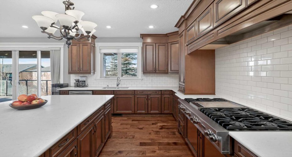 72 Rockcliff Grove, Calgary, Alberta T3G0C8, 5 Bedrooms Bedrooms, ,5 BathroomsBathrooms,Residential,For Sale,Rockcliff,A2281332