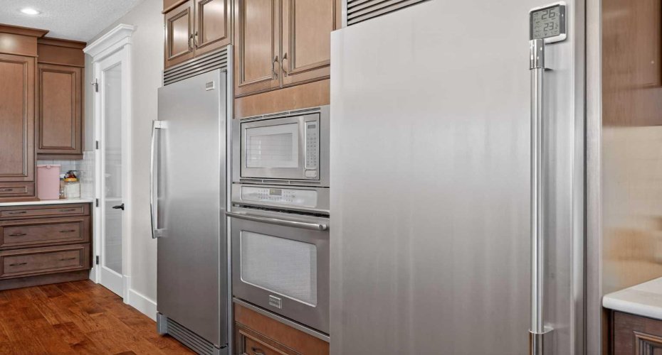 72 Rockcliff Grove, Calgary, Alberta T3G0C8, 5 Bedrooms Bedrooms, ,5 BathroomsBathrooms,Residential,For Sale,Rockcliff,A2281332