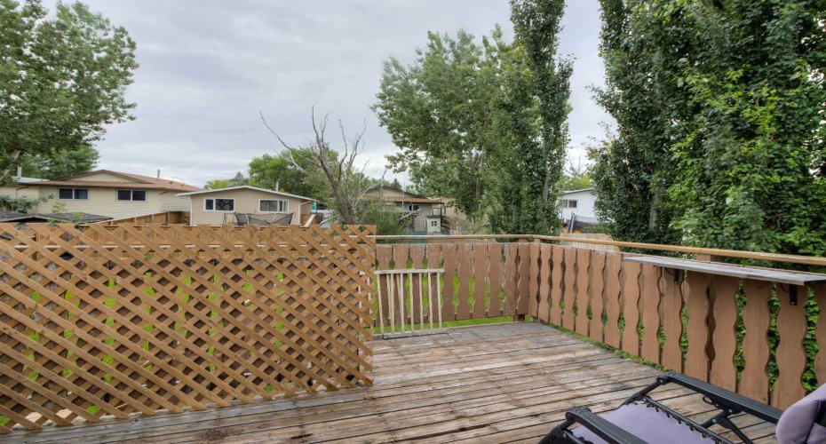7 cayuga Place, Lethbridge, Alberta T1K 5J1, 4 Bedrooms Bedrooms, ,2 BathroomsBathrooms,Residential,For Sale,cayuga,A2281628