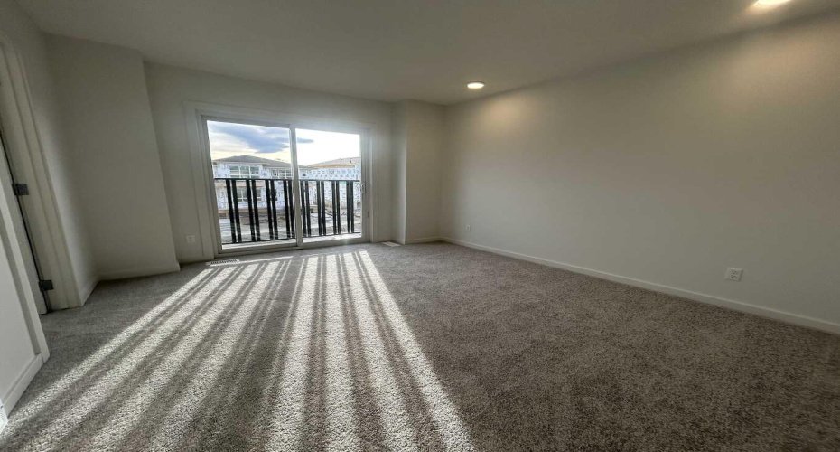 200 Belmont Way, Calgary, Alberta T2X5T4, 3 Bedrooms Bedrooms, ,3 BathroomsBathrooms,Residential,For Sale,Belmont,A2281817