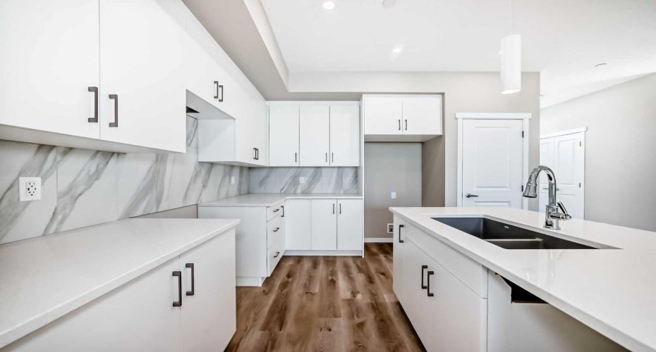 413 Hotchkiss Drive, Calgary, Alberta T3S 0S8, 3 Bedroom Bedrooms, 0 ,3 BathroomBathrooms,Residential,For Sale,Hotchkiss,0,A2282319