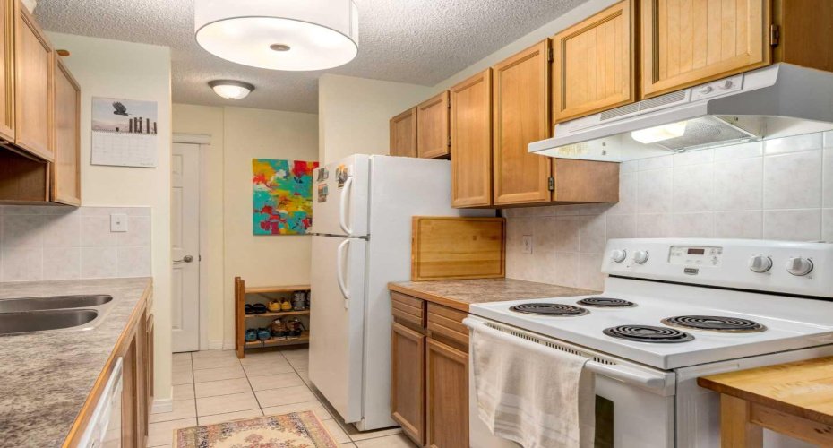 Bright Kitchen