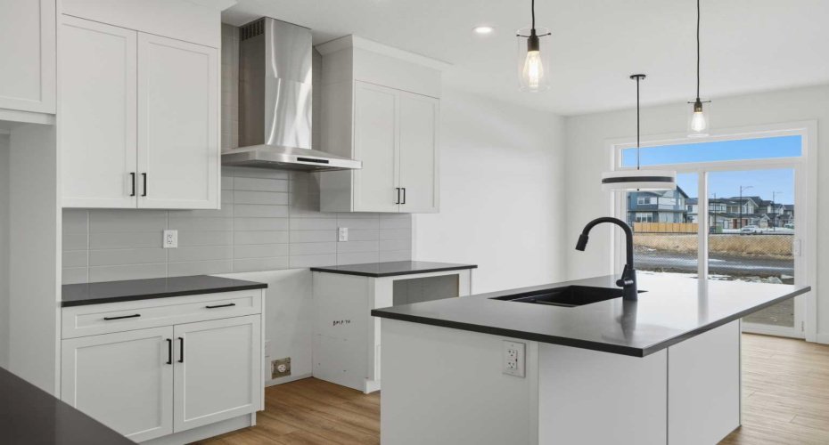 307 Dawson Dock Way, Chestermere, Alberta T1X 2X2, 3 Bedrooms Bedrooms, ,3 BathroomsBathrooms,Residential,For Sale,Dawson Dock,A2282529