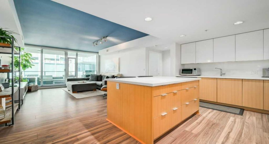 560 6 Avenue, Calgary, Alberta T2G 1K7, 2 Bedroom Bedrooms, 0 ,2 BathroomBathrooms,Residential,For Sale,6,0,A2282554