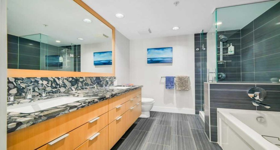 560 6 Avenue, Calgary, Alberta T2G 1K7, 2 Bedroom Bedrooms, 0 ,2 BathroomBathrooms,Residential,For Sale,6,0,A2282554