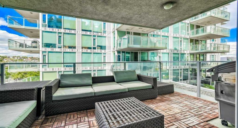 560 6 Avenue, Calgary, Alberta T2G 1K7, 2 Bedroom Bedrooms, 0 ,2 BathroomBathrooms,Residential,For Sale,6,0,A2282554