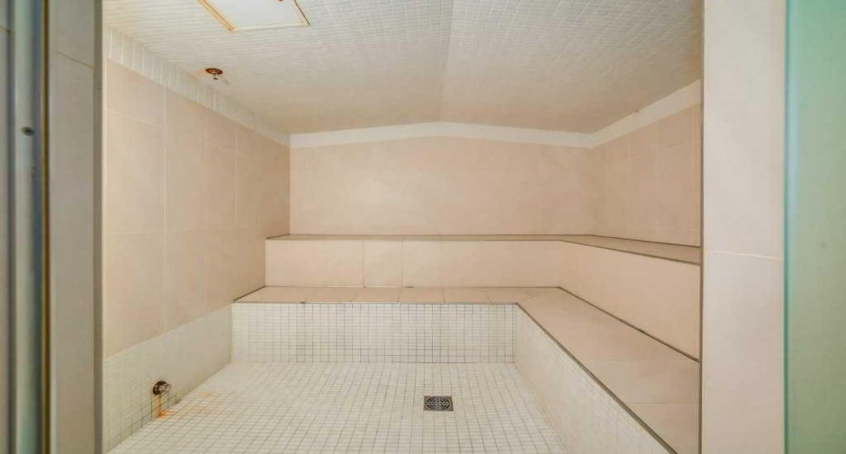 560 6 Avenue, Calgary, Alberta T2G 1K7, 2 Bedroom Bedrooms, 0 ,2 BathroomBathrooms,Residential,For Sale,6,0,A2282554