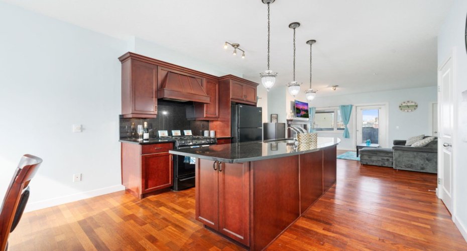 1828 14 Street, Calgary, Alberta T2T 3S9, 2 Bedrooms Bedrooms, ,2 BathroomsBathrooms,Residential,For Sale,14,A2276778